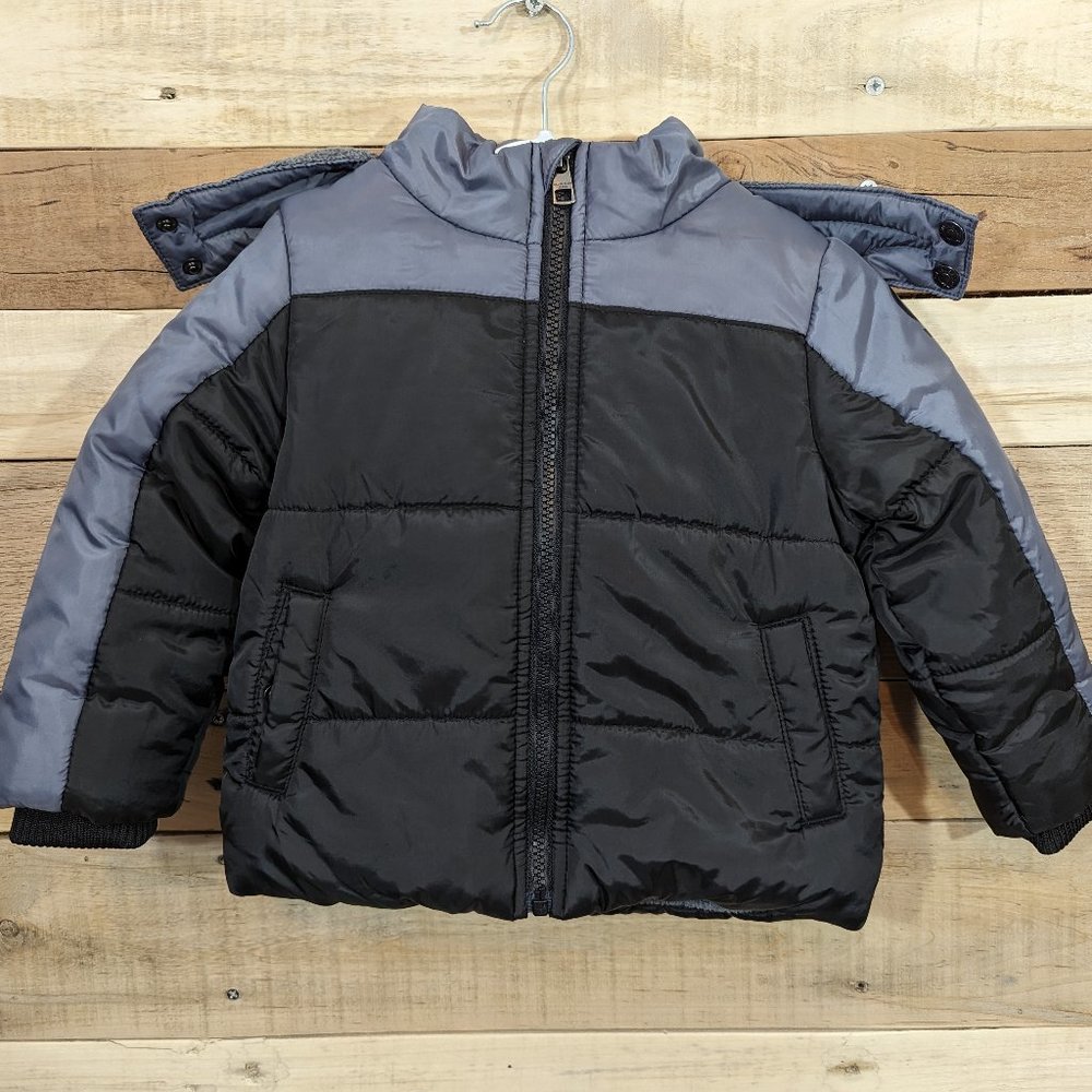 Calvin Klein Jeans Kids Puffer Jacket With Hood 2T Black / Gray